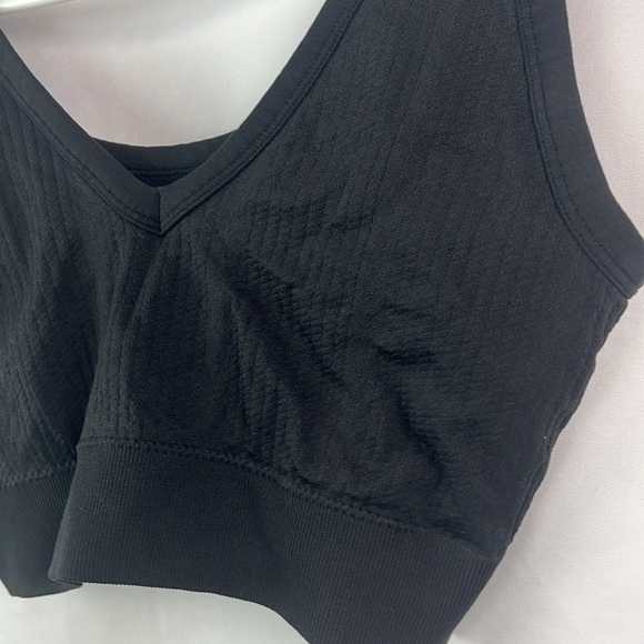 Aerie black sports bra XL - Picture 2 of 5